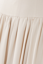 فستان فينتو بنمط صدرية وقصة منفوخة متوسطة الطول